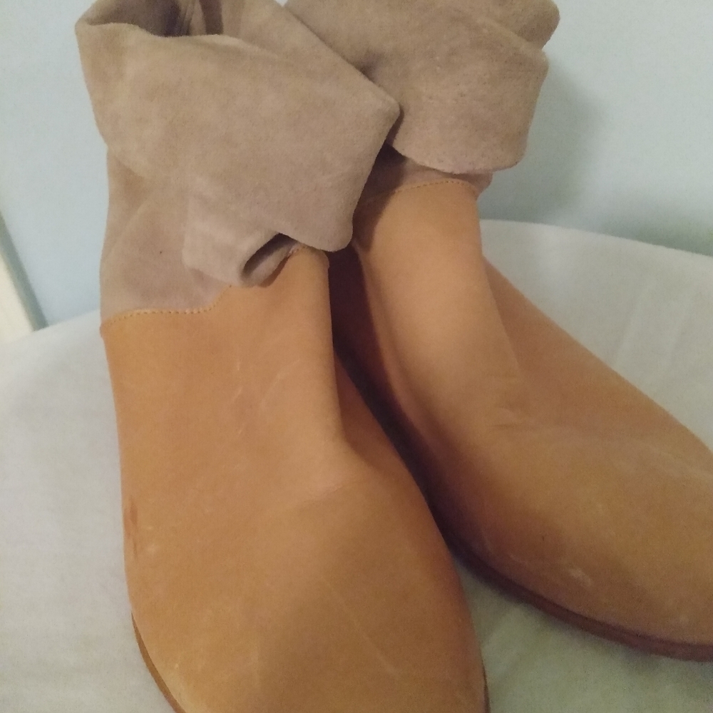 Boots - Picture 2 of 3